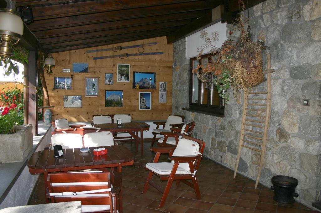Albergo Martinet فيرنانتِّه المظهر الخارجي الصورة