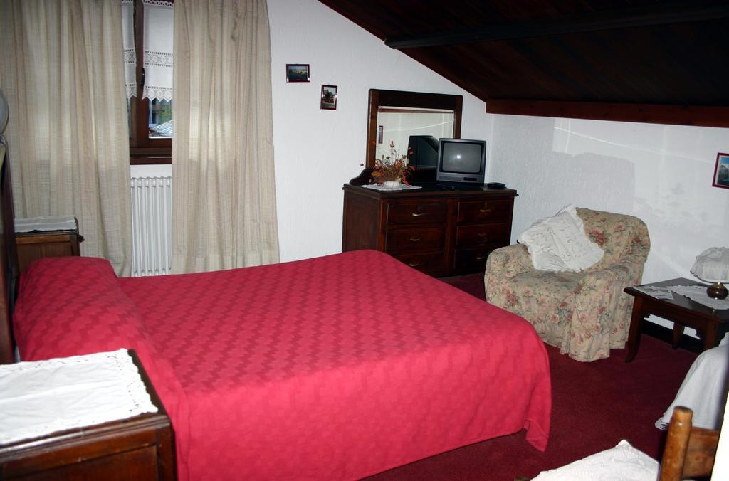 Albergo Martinet فيرنانتِّه المظهر الخارجي الصورة