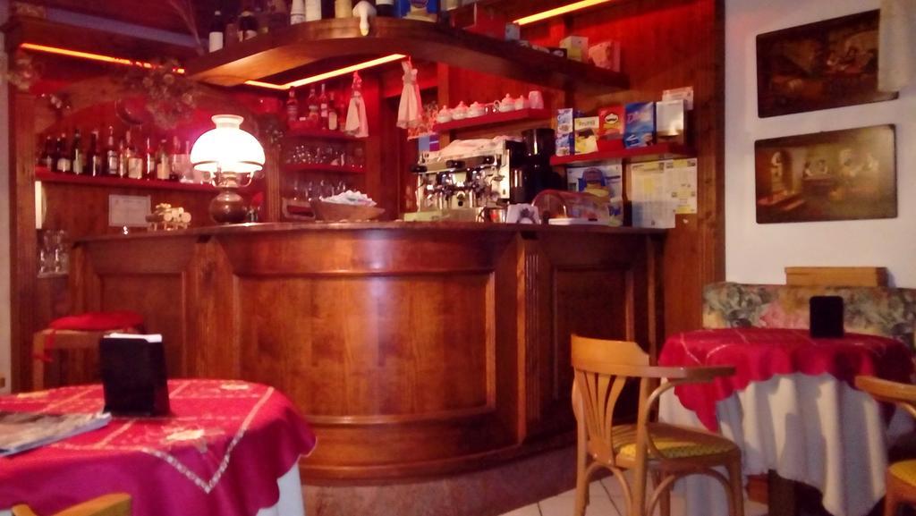 Albergo Martinet فيرنانتِّه المظهر الخارجي الصورة